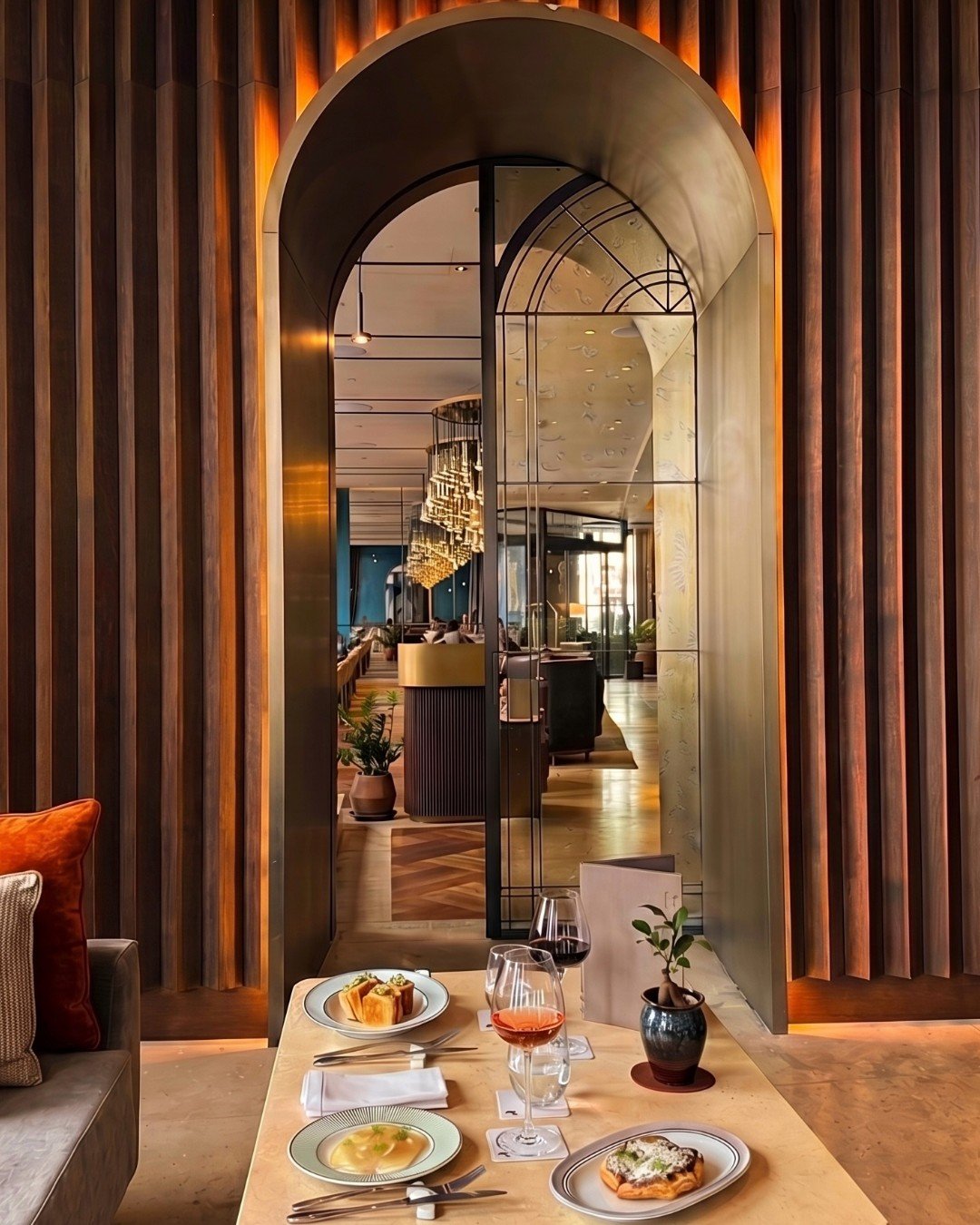 JW Marriott Hotel Madrid: gallery