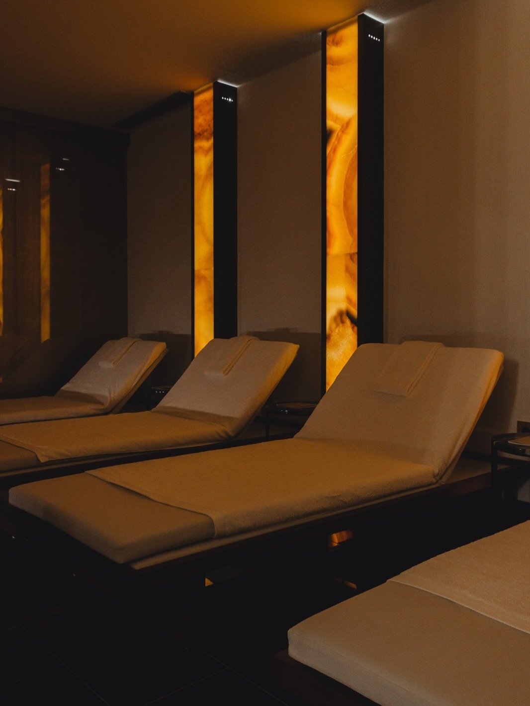 Almanac Hotel: gallery