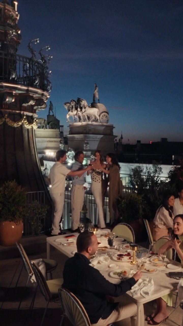 Four Seasons: gallery
